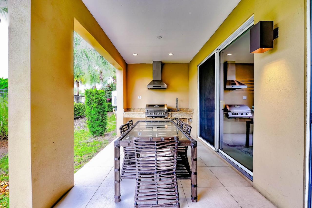 Beautiful Townhome Overlooking The Lake And The Pool Ορλάντο Εξωτερικό φωτογραφία