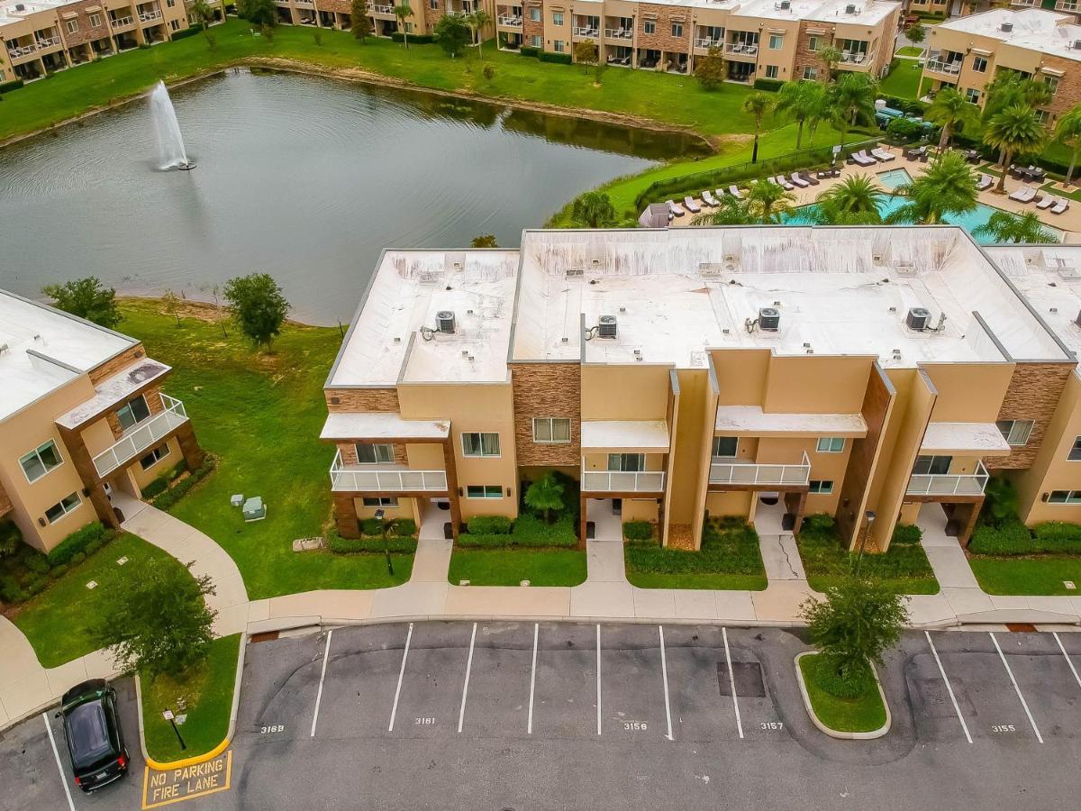 Beautiful Townhome Overlooking The Lake And The Pool Ορλάντο Εξωτερικό φωτογραφία